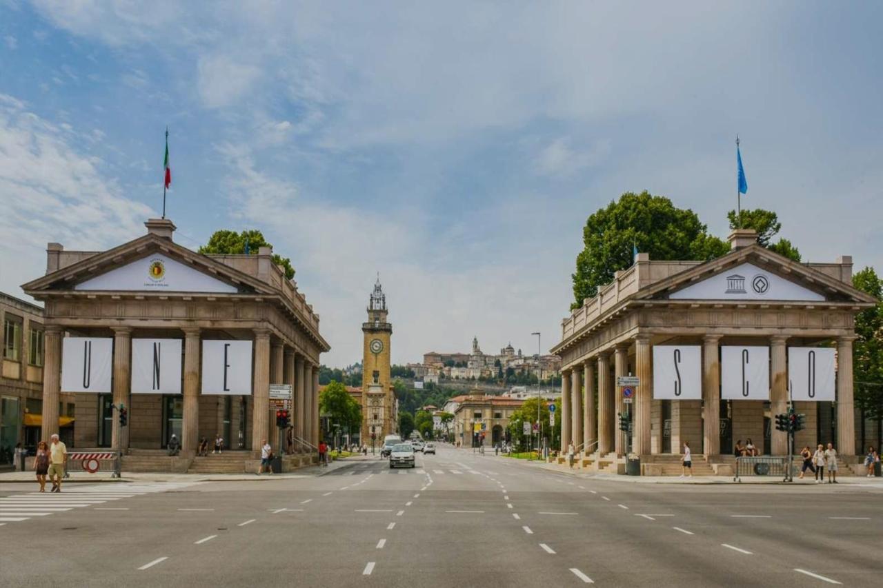 Porta Nuova - Casa Vacanze Ai Mille - 3 Bergamo Luaran gambar